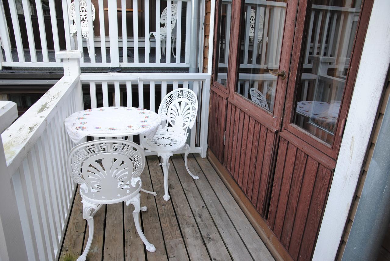 Hotel Villa Antonius Naantali Exterior photo